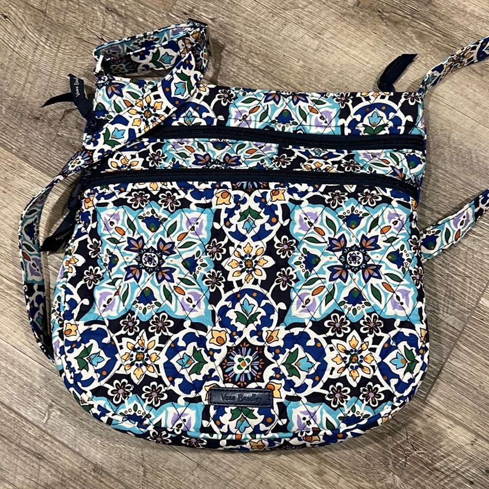 vera bradley triple zip crossbody